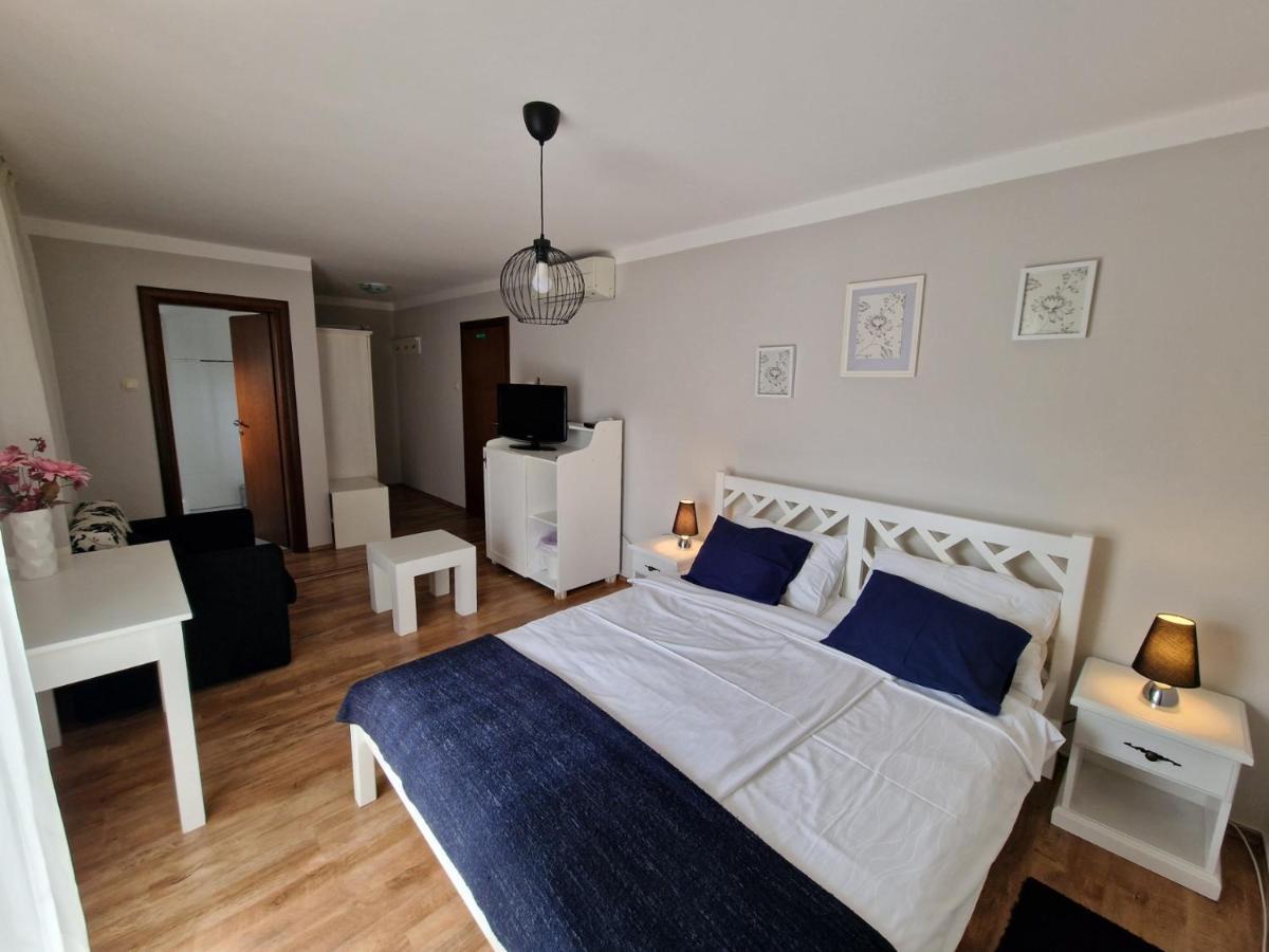 Guesthouse Barica Цриквеница Экстерьер фото